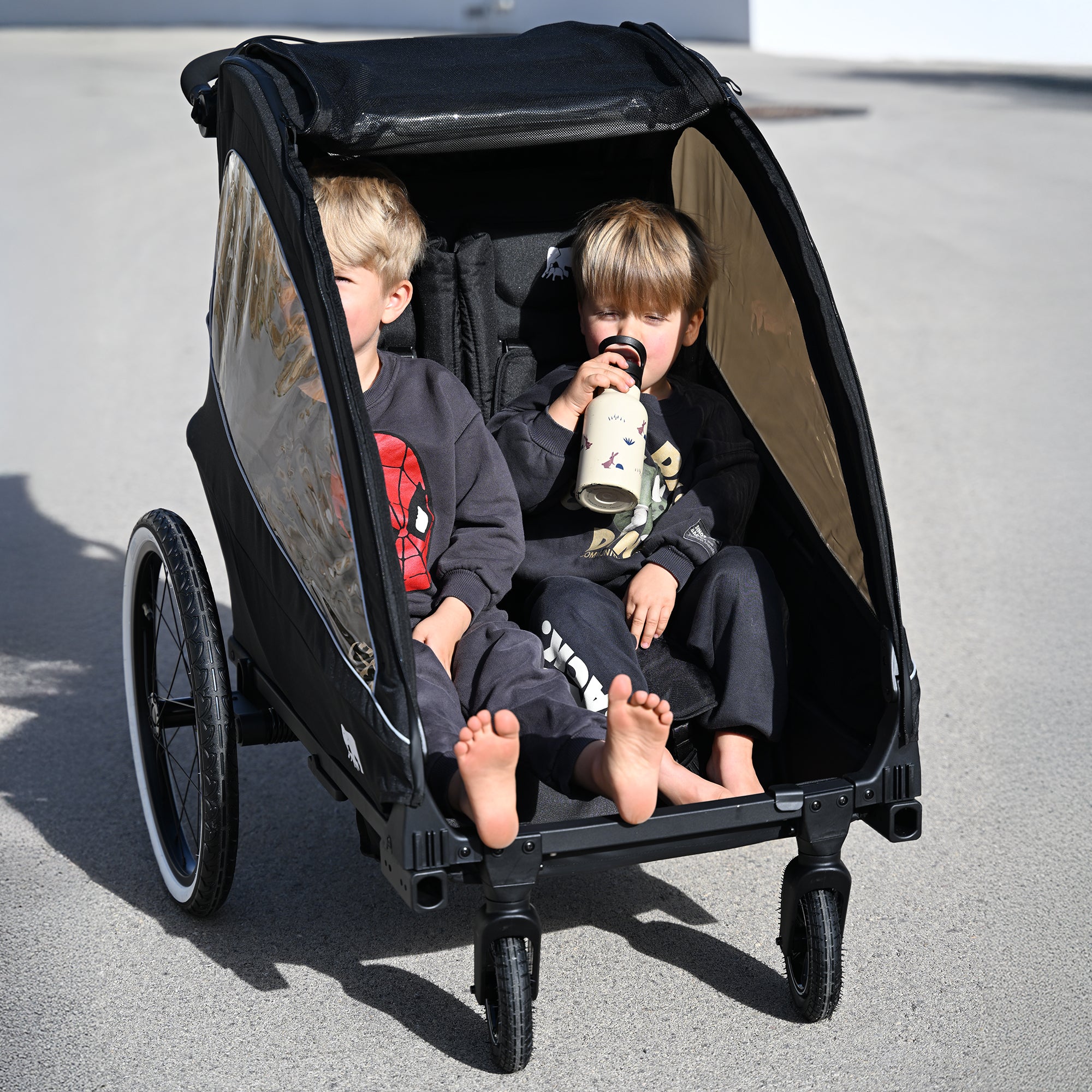 Fietskar - Wandelwagen - Hardloopkinderwagen Zwart